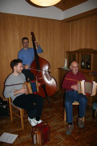 10_12. Feb 22_SAC Mondscheinwanderung (107).jpg